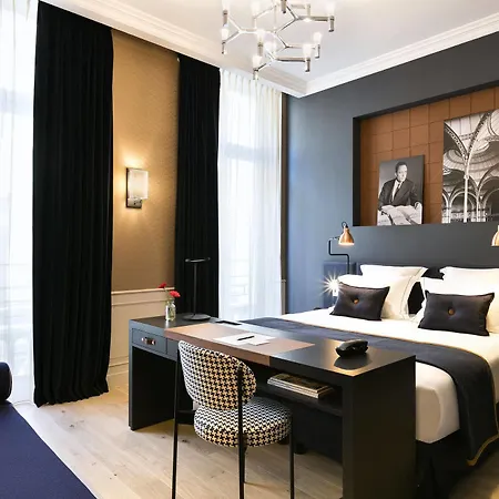 Square Louvois Hotel 4*