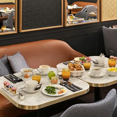 스퀘어 루부아 호텔 파리