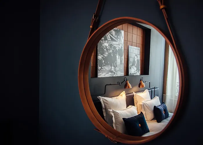 호텔 스퀘어 루부아