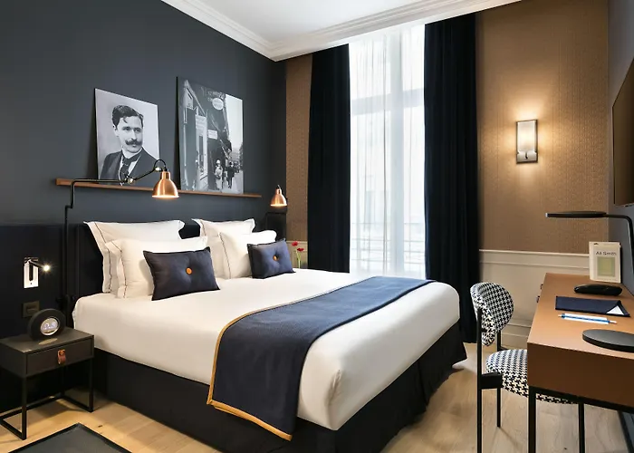 스퀘어 루부아 호텔 파리