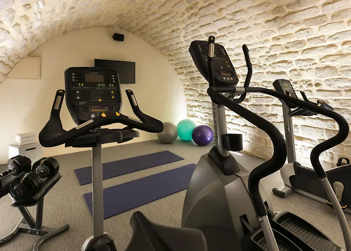 스퀘어 루부아 4*