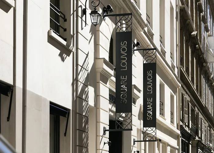 스퀘어 루부아 4* 파리