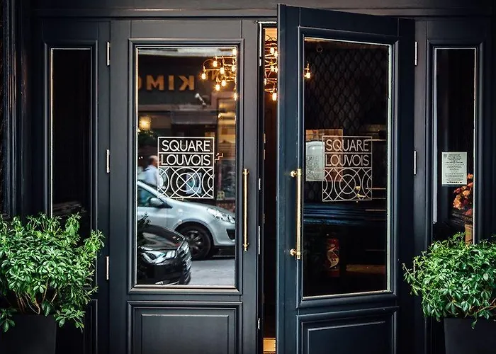 스퀘어 루부아 4* 파리