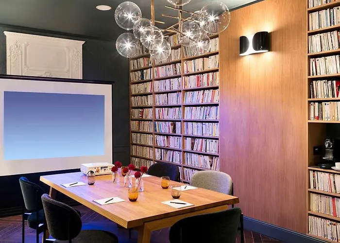 호텔 스퀘어 루부아 파리