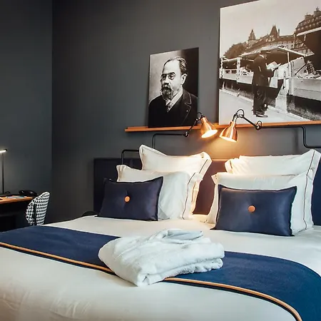 ホテル オテル スクエール ルーボワ