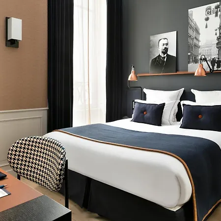 Square Louvois מלון 4*